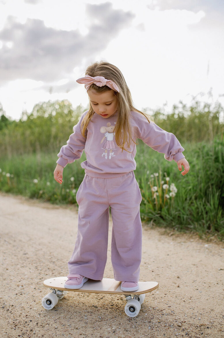 Childrens' Hoodie - Ballerina Mouse / Dark Powder