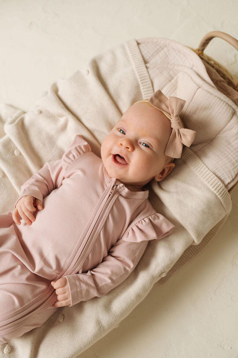 Girls Muslin Hair Bow - Pink