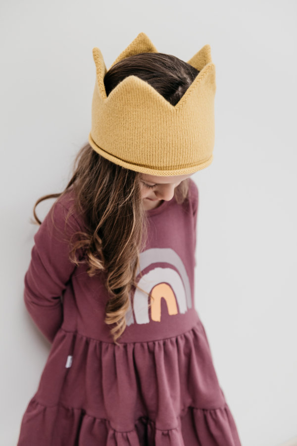 Mustard knitted crown