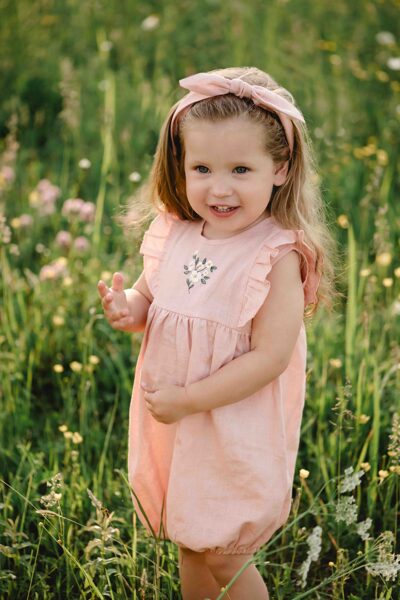 Girls linen romper with flower embroidery - Pink