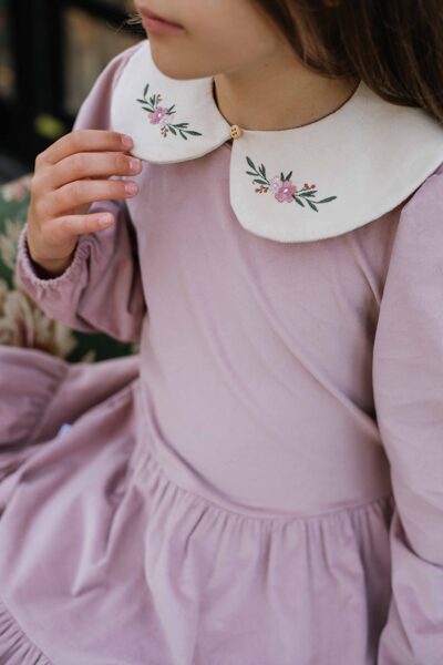 Fine Pincord Collar with Floral embroidery